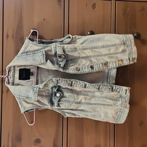 Dynamite • denim vest | S